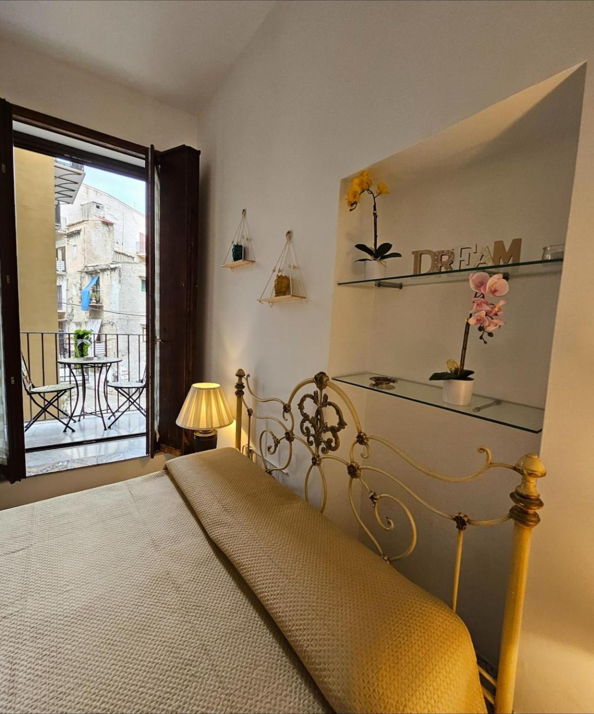 La Rosa Bianca Della Vucciria Villa Palermo Eksteriør billede